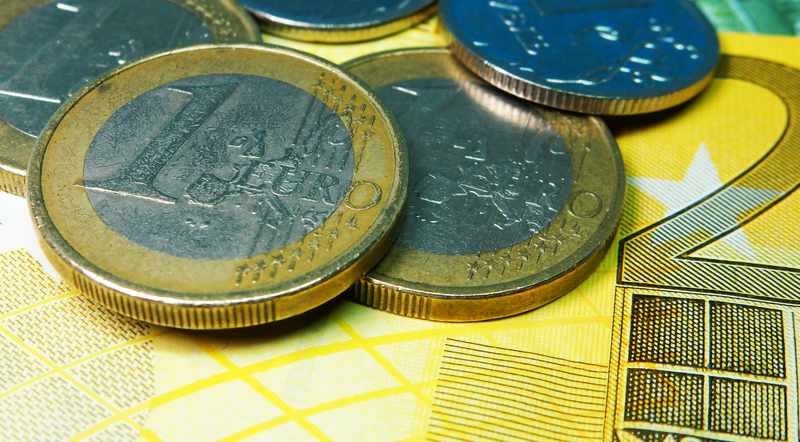 У евро максимум за три недели на торгах 20 мая 2023