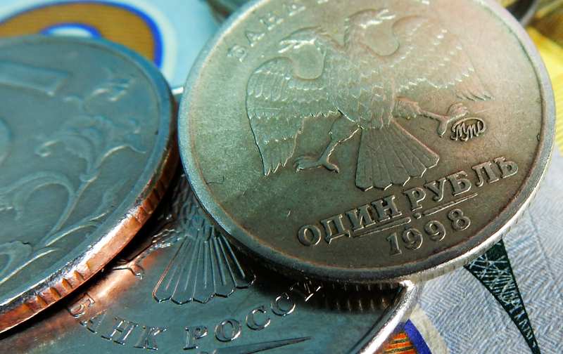 Белорусский рубль дешевеет вместе с российским