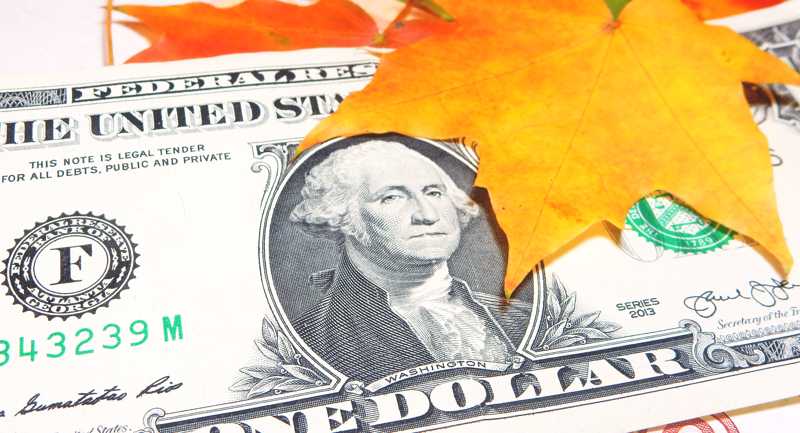 Доллар дешевеет почти три недели подряд на торгах в конце октября 2022