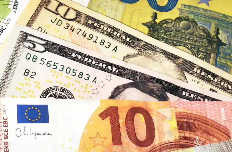 Евро упал до минимума за 76 дней 19 февраля 2026 года