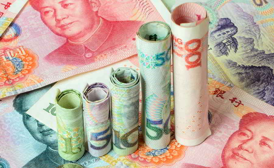 Объём торгов юанем превысил объём торгов долларом на МосБирже