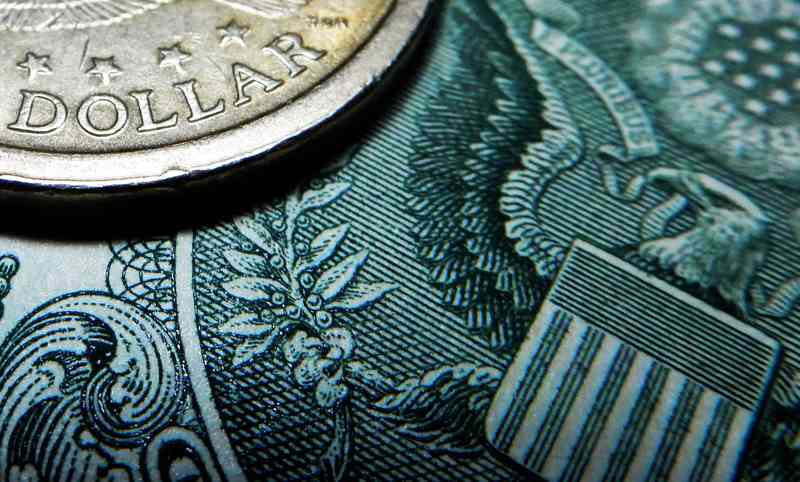 евро и доллар быстро растут